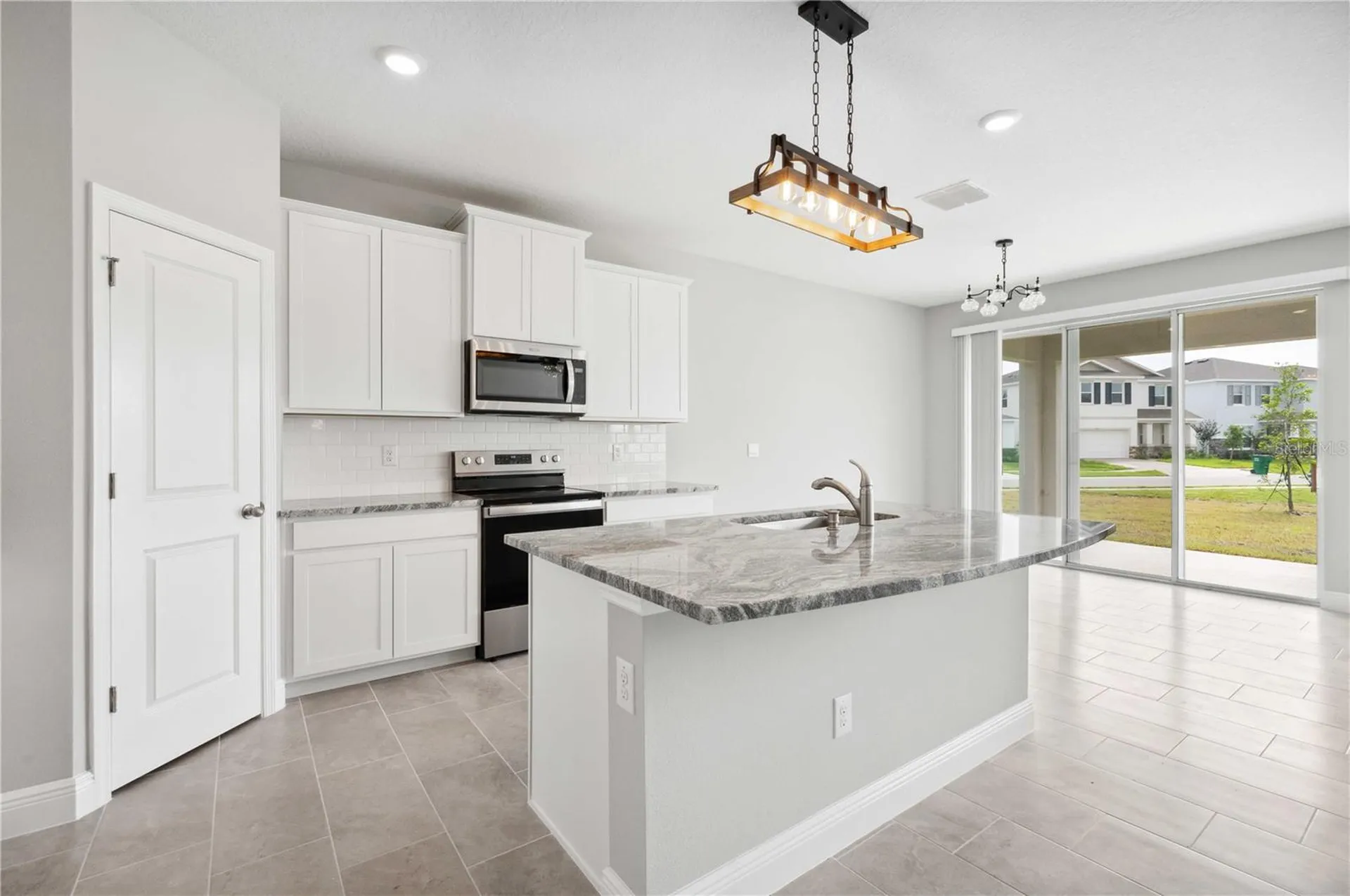 2560 Warren Acres Boulevard Wesley Chapel FL 33543