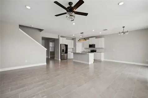 2560 Warren Acres Boulevard Wesley Chapel FL 33543