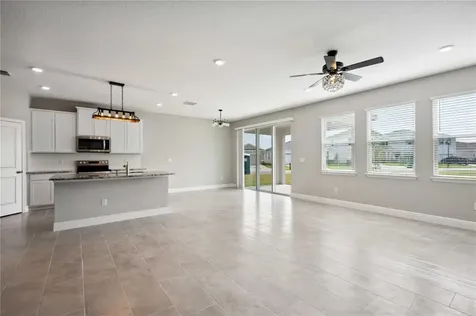 2560 Warren Acres Boulevard Wesley Chapel FL 33543