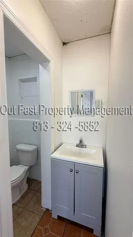 9718 N Nebraska Avenue Tampa FL 33612