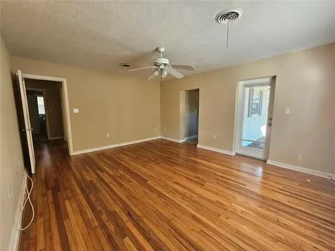 2009 E Washington Street Orlando FL 32803
