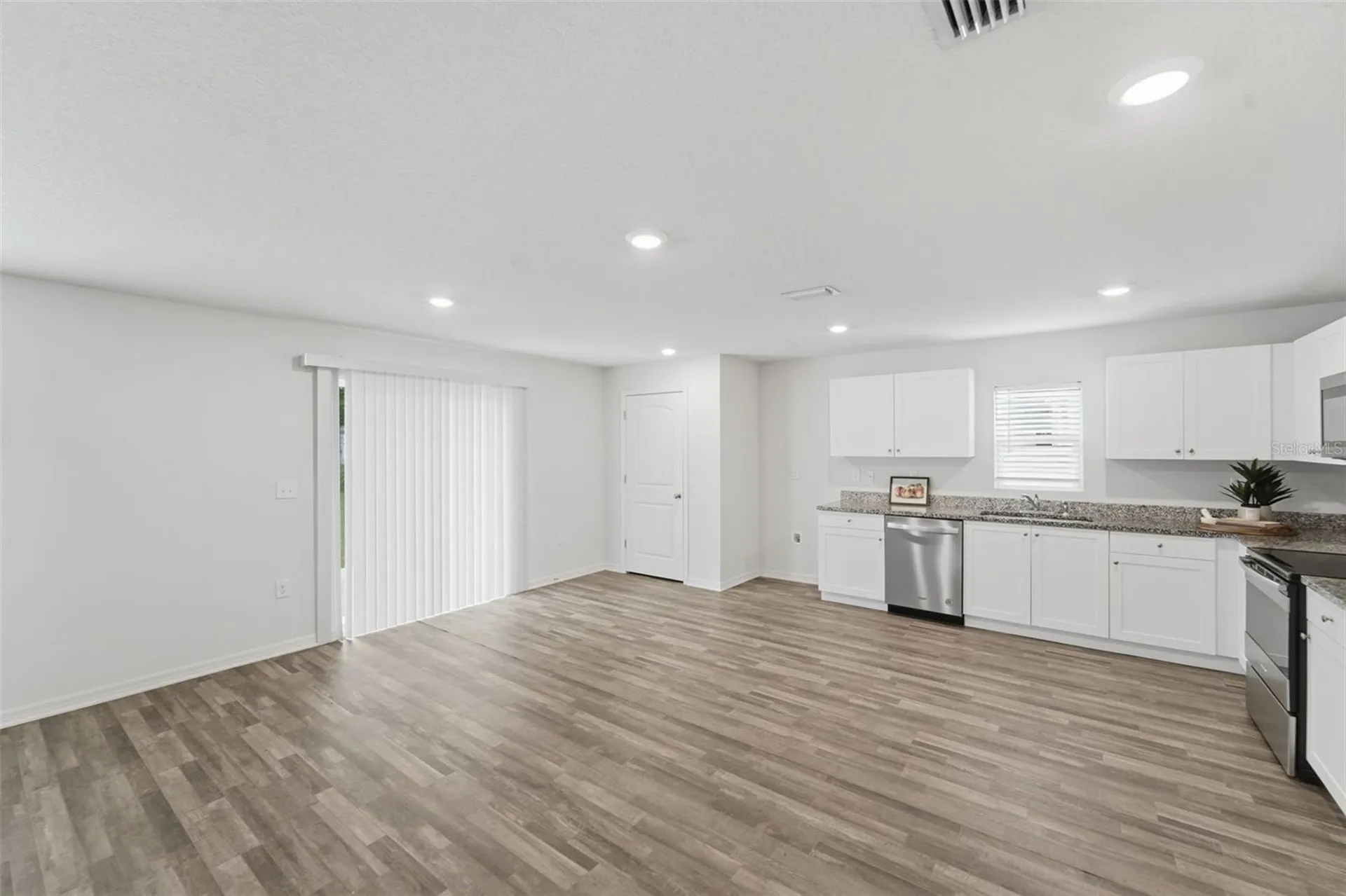 815 Savona Place Kissimmee FL 34758