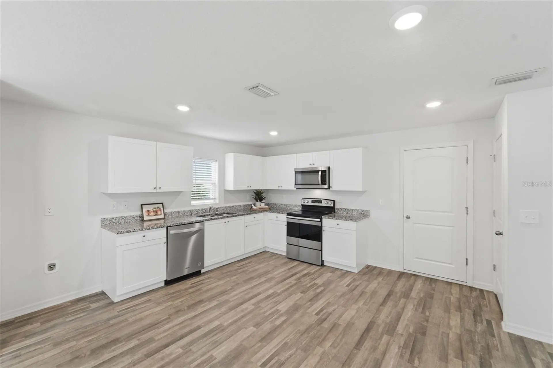 815 Savona Place Kissimmee FL 34758