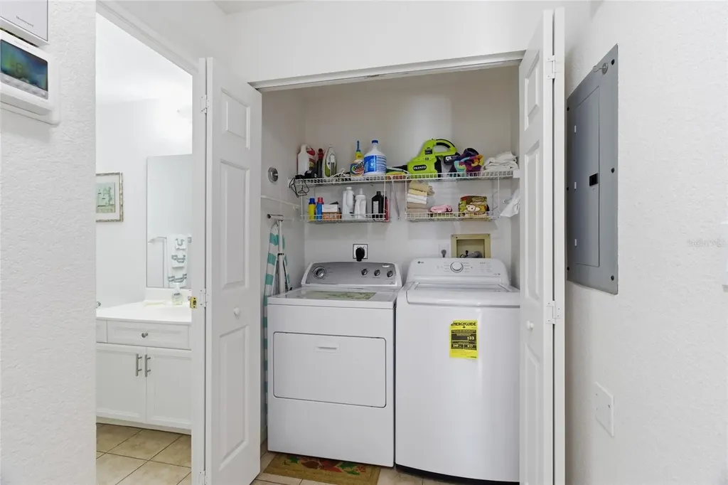 5725 Greenwood Avenue North Port FL 34287