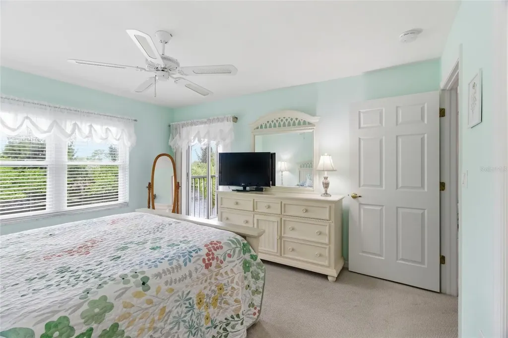 5725 Greenwood Avenue North Port FL 34287