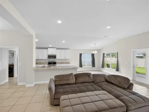 1113 Citrus Landings Boulevard Davenport FL 33837