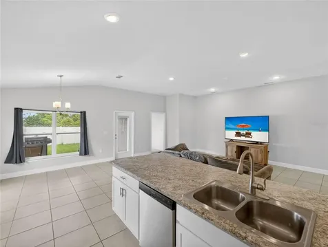 1113 Citrus Landings Boulevard Davenport FL 33837