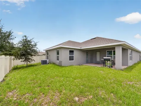 1113 Citrus Landings Boulevard Davenport FL 33837
