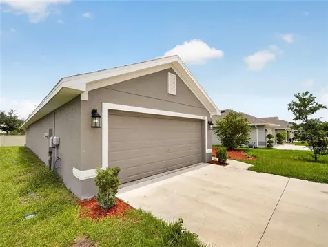 1113 Citrus Landings Boulevard Davenport FL 33837
