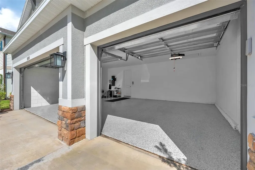 33372 Landsman Loop Wesley Chapel FL 33543