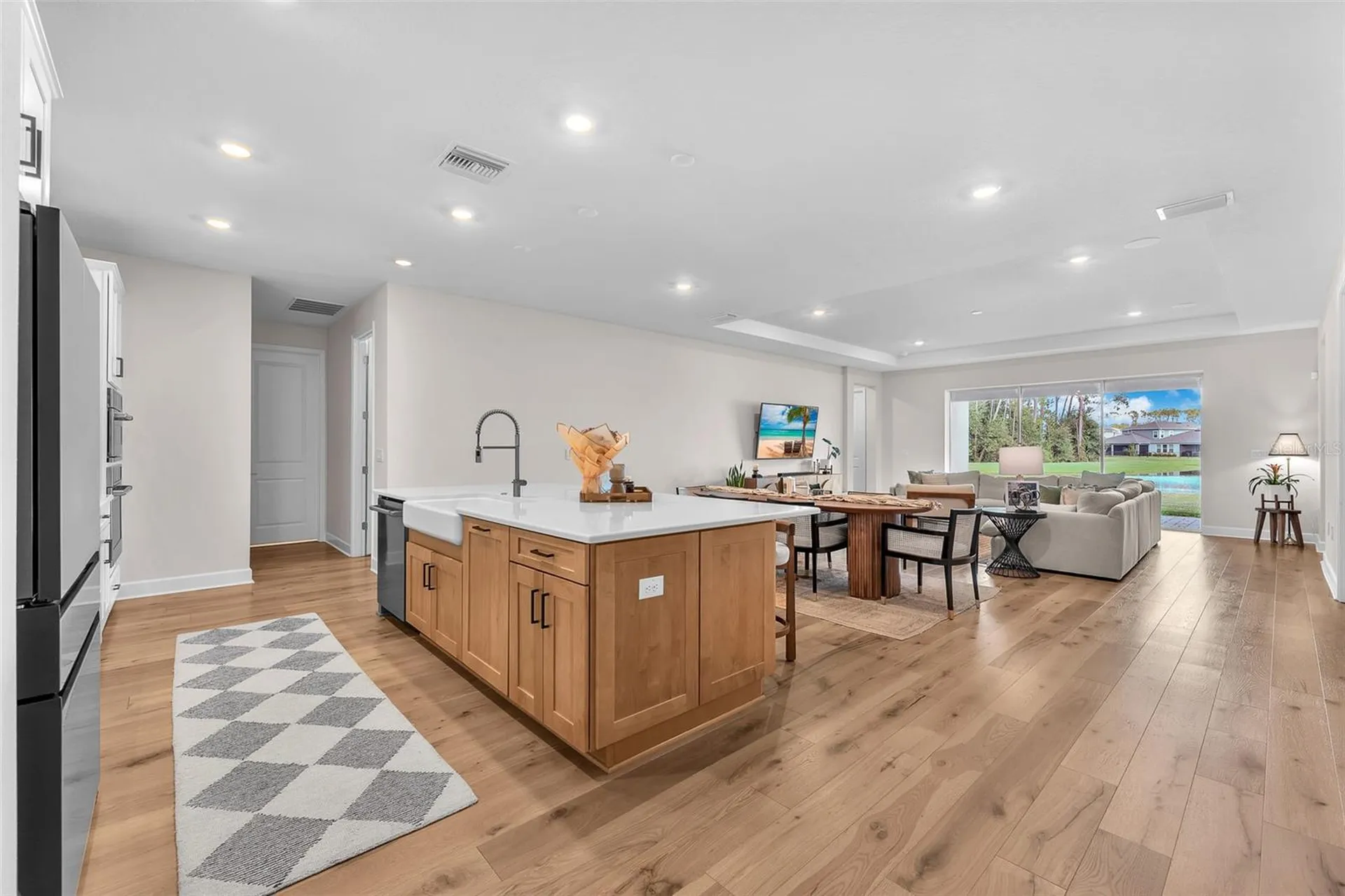 33372 Landsman Loop Wesley Chapel FL 33543