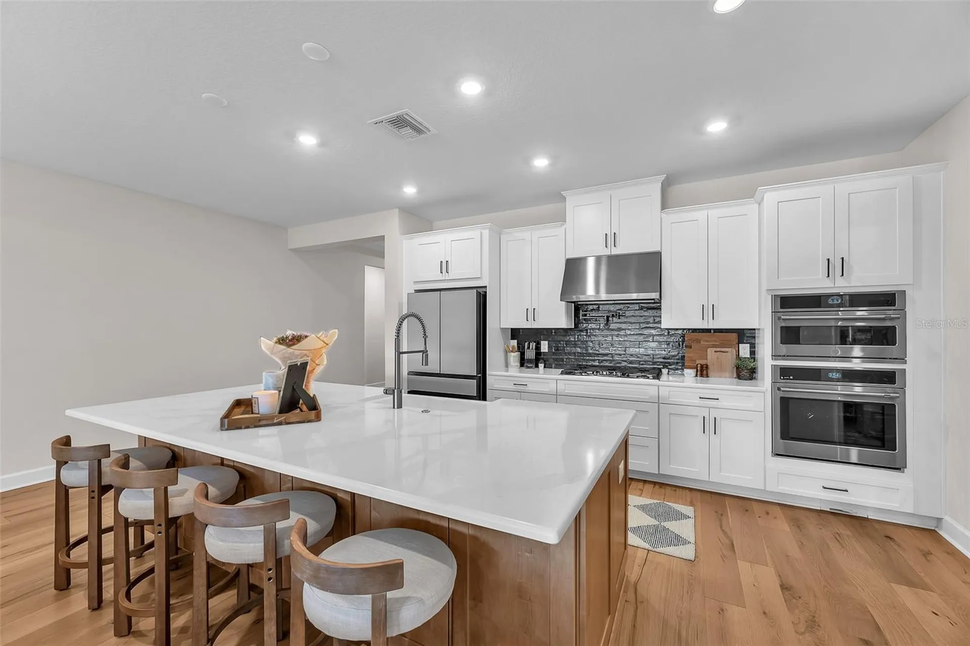 33372 Landsman Loop Wesley Chapel FL 33543
