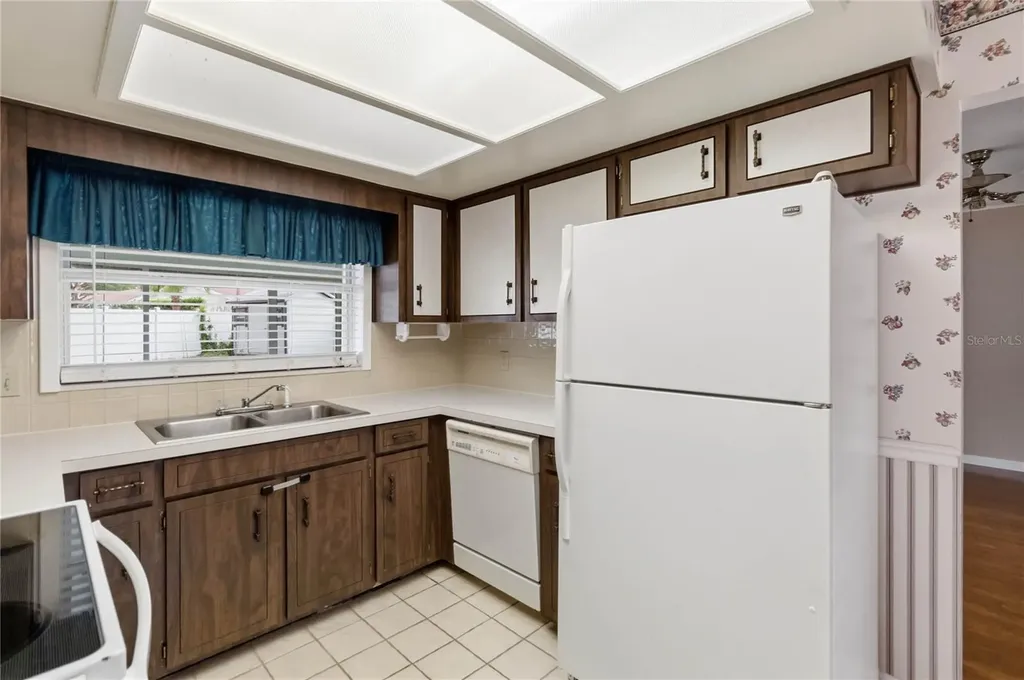 102 Eastern Fork Longwood FL 32750