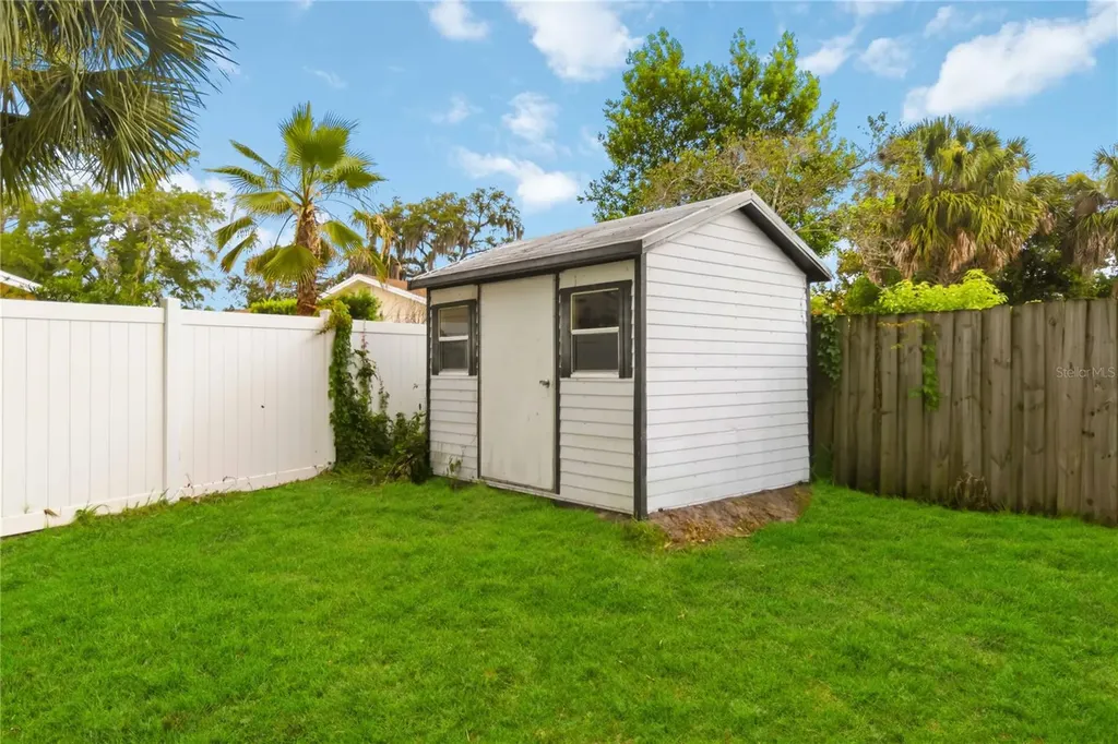 102 Eastern Fork Longwood FL 32750