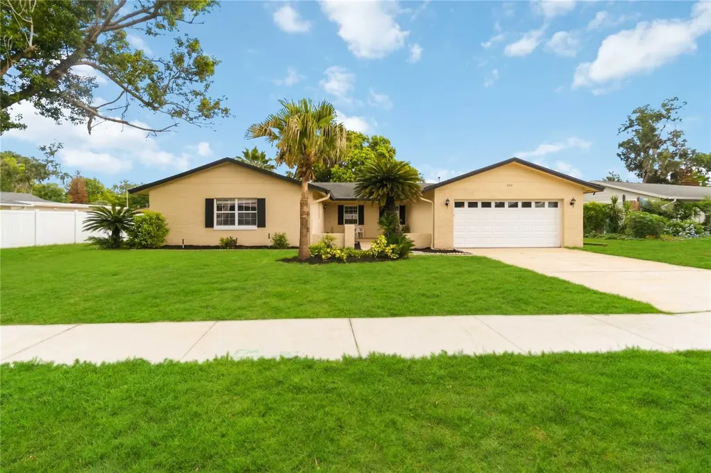 102 Eastern Fork Longwood FL 32750