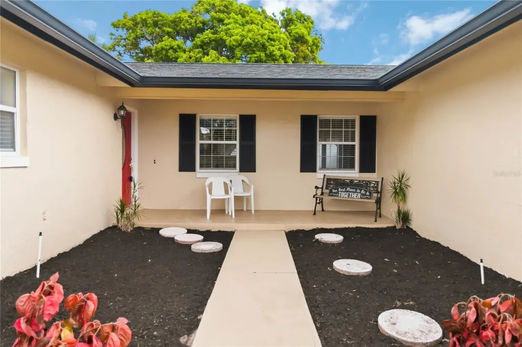 102 Eastern Fork Longwood FL 32750