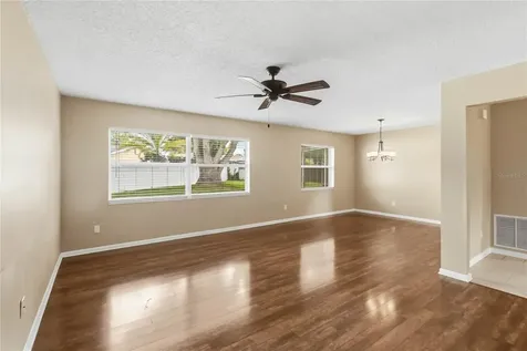 102 Eastern Fork Longwood FL 32750