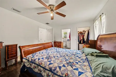 17050 SE 60th Street Ocklawaha FL 32179