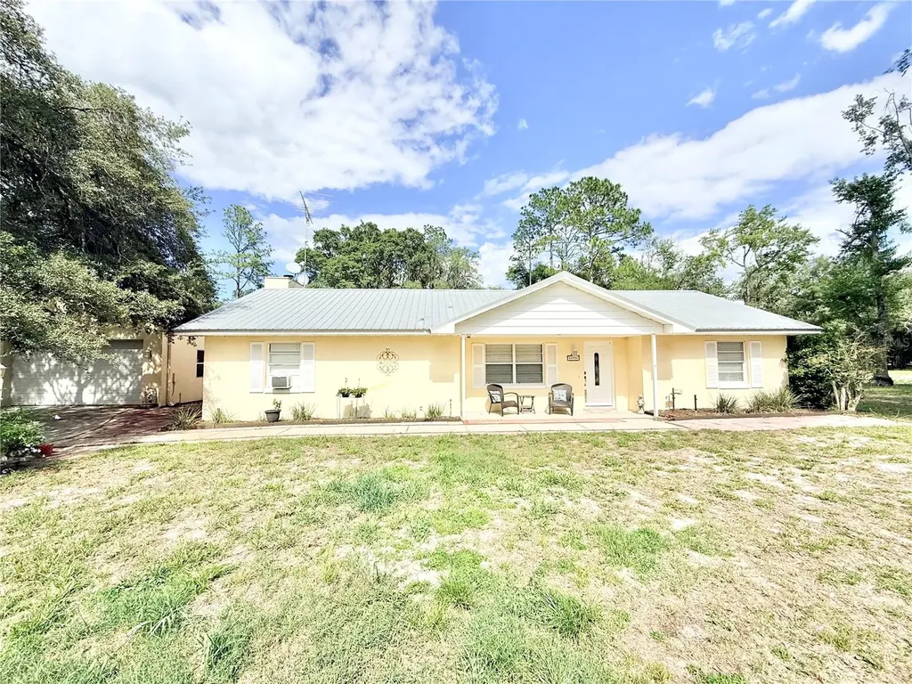 34704 Radio Road Leesburg FL 34788