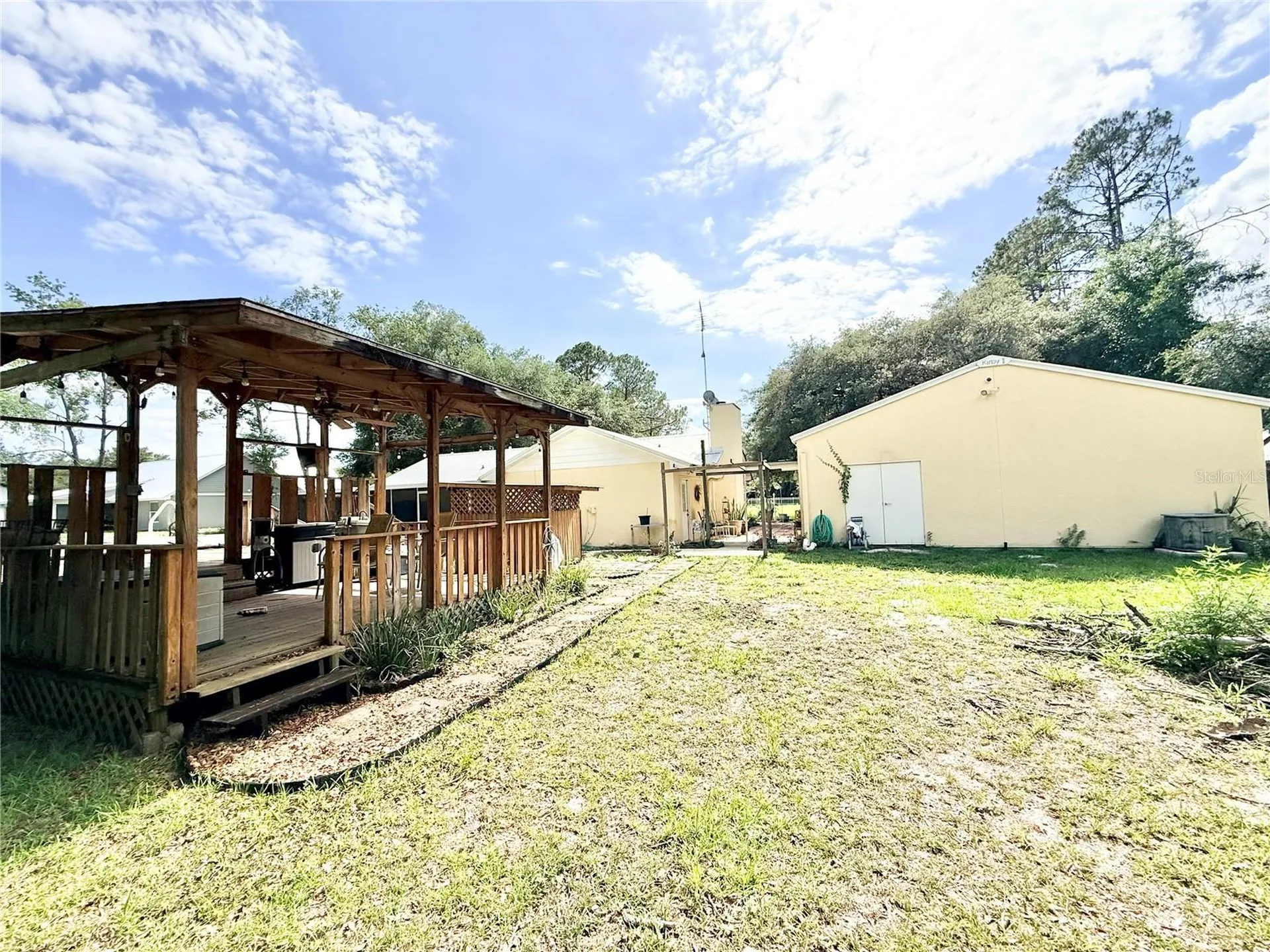 34704 Radio Road Leesburg FL 34788