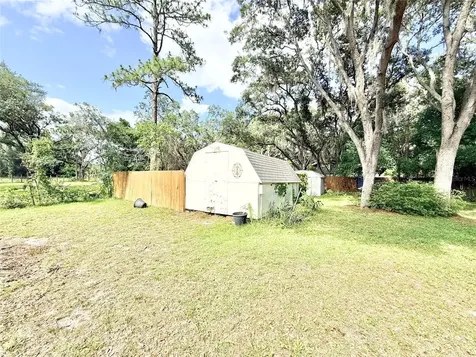 34704 Radio Road Leesburg FL 34788