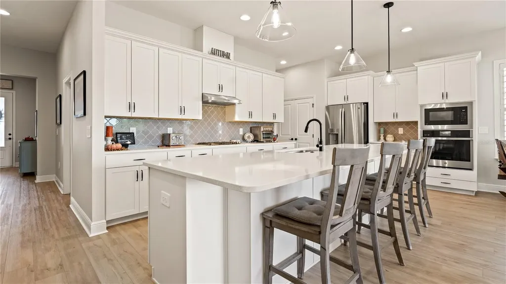 2071 Limestone Trail Kissimmee FL 34747