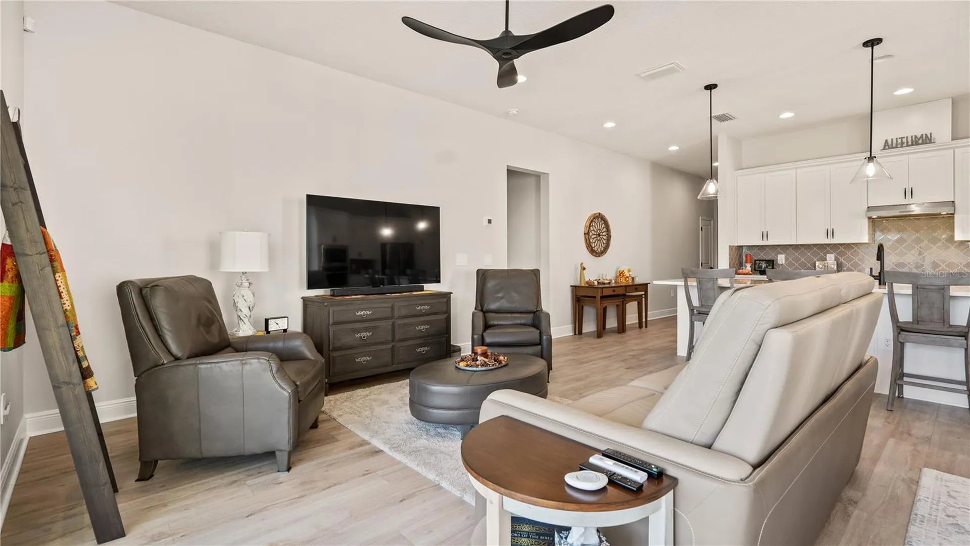 2071 Limestone Trail Kissimmee FL 34747