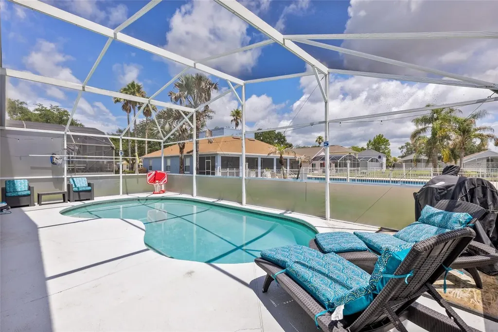 550 Buckingham Circle Davenport FL 33897