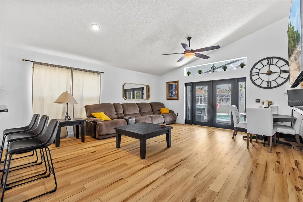 550 Buckingham Circle Davenport FL 33897