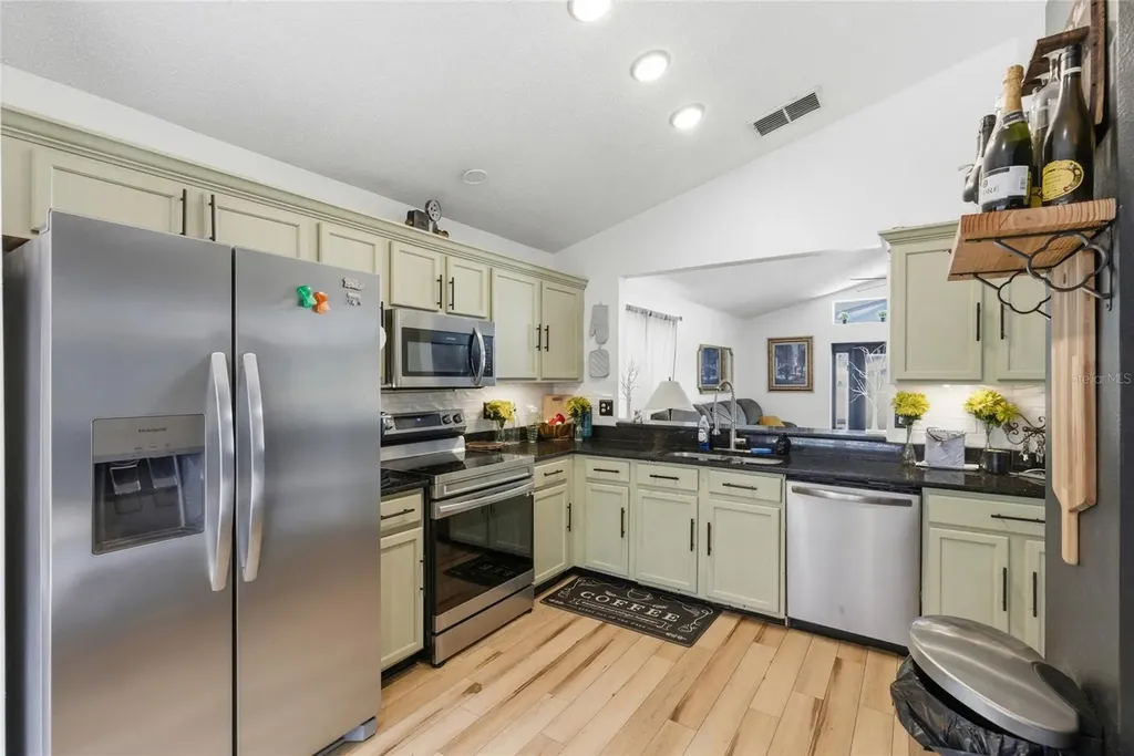 550 Buckingham Circle Davenport FL 33897