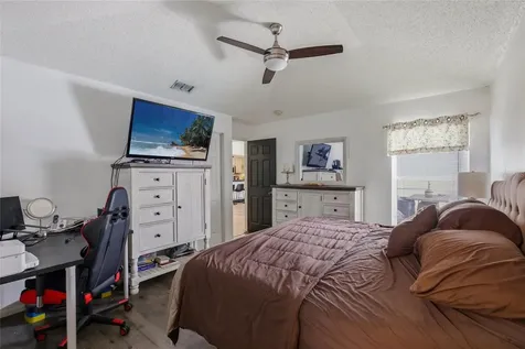 550 Buckingham Circle Davenport FL 33897