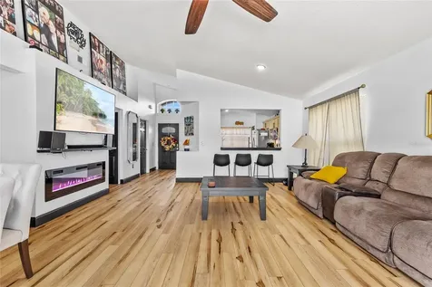 550 Buckingham Circle Davenport FL 33897