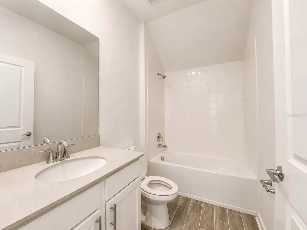 1432 Viscaya Cove Boulevard Winter Garden FL 34787
