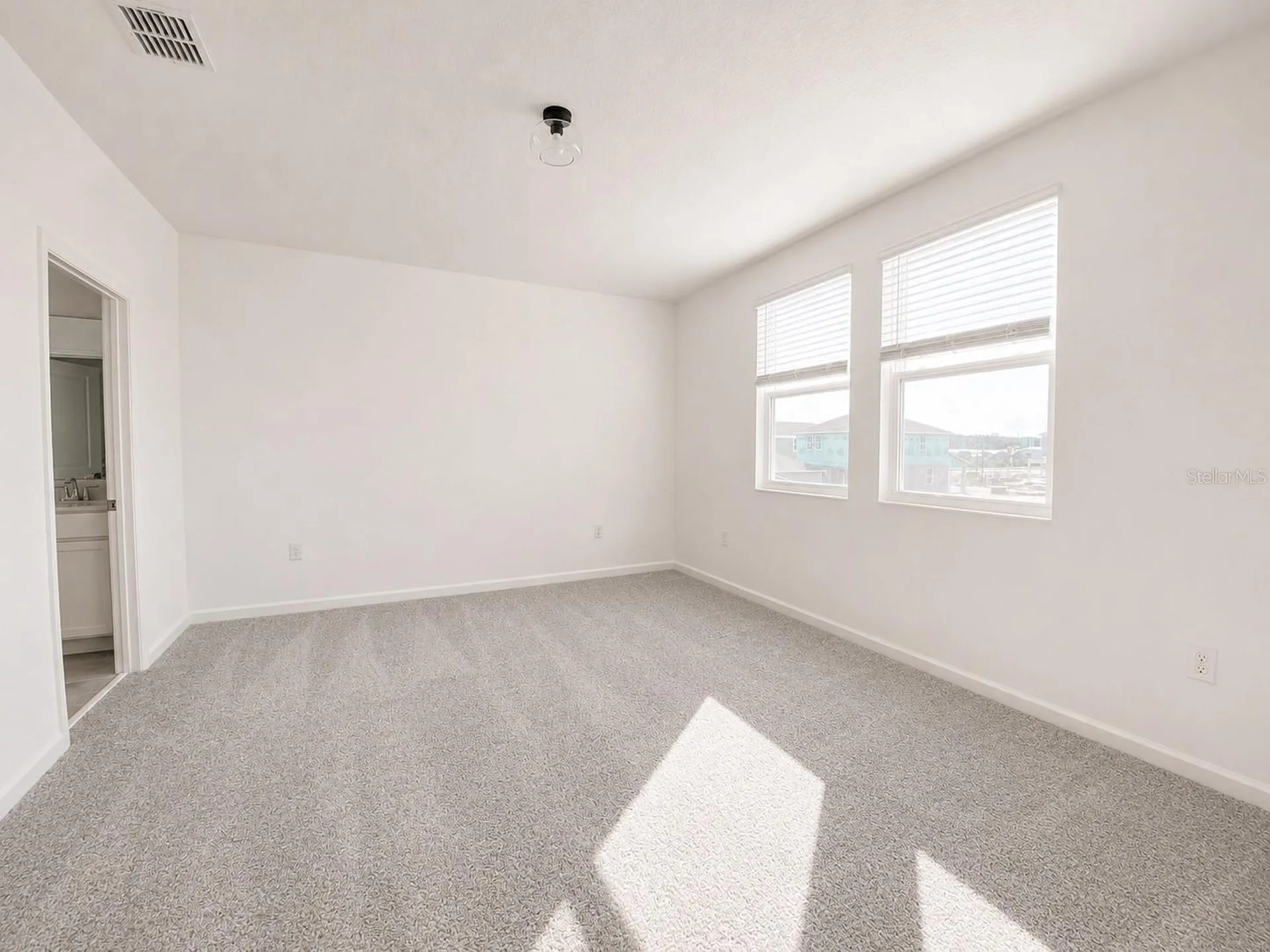 1432 Viscaya Cove Boulevard Winter Garden FL 34787