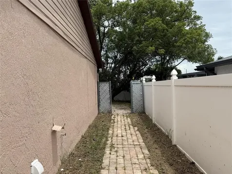 8825 Wabash Lane Port Richey FL 34668