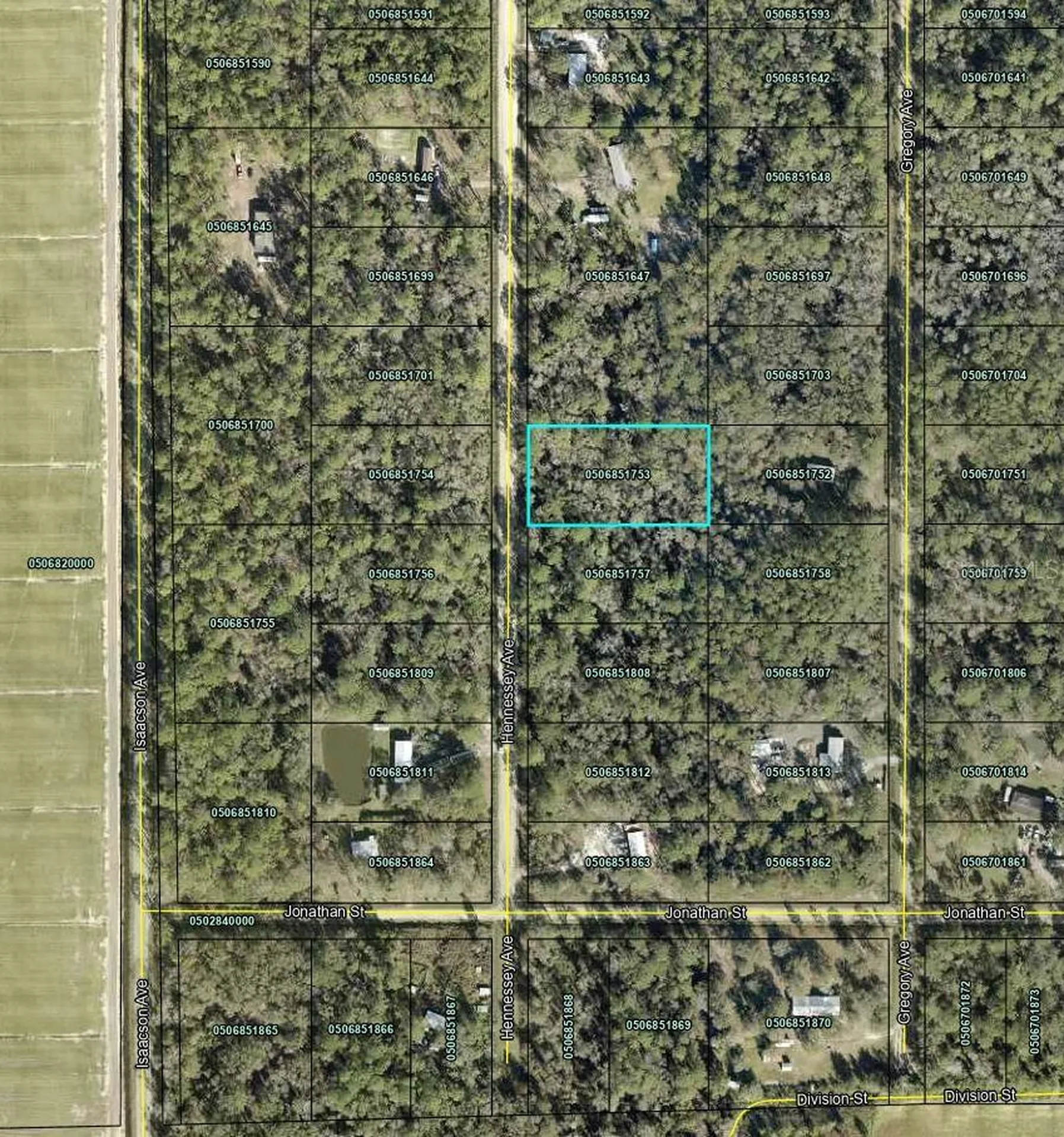 10690 Hennessey Avenue Hastings FL 32145