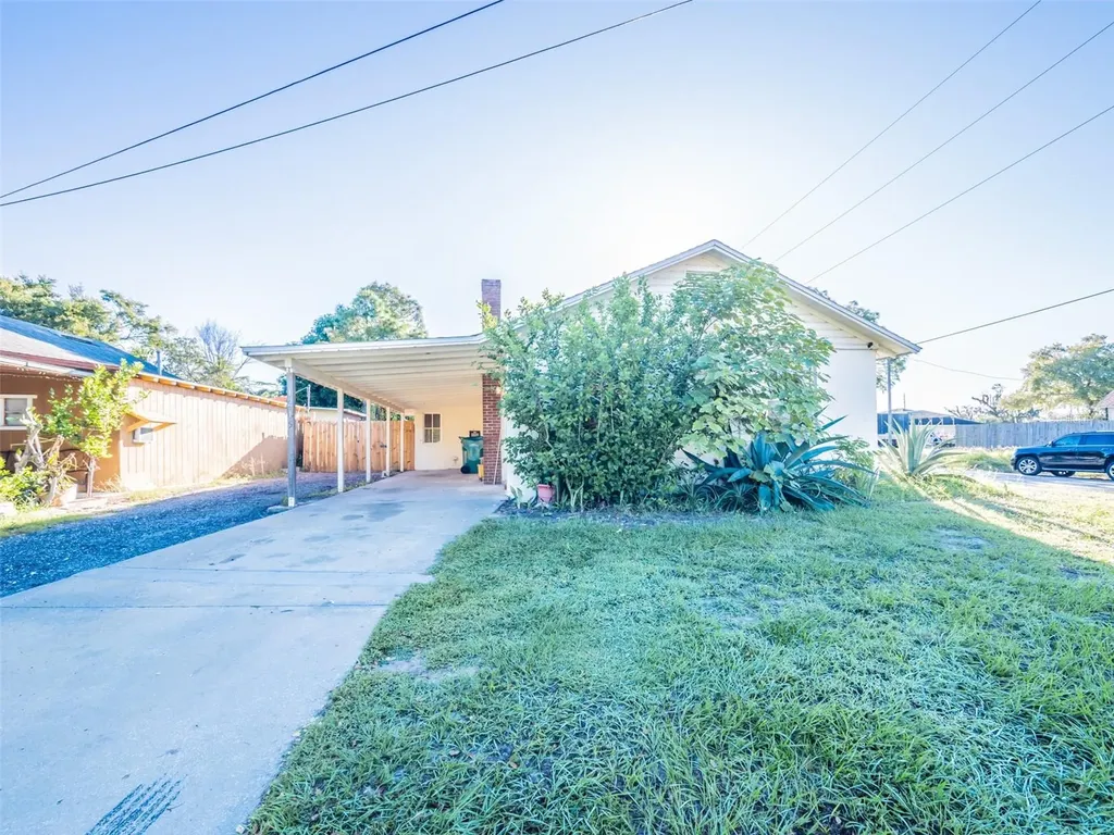 1215 Morin Street Eustis FL 32726