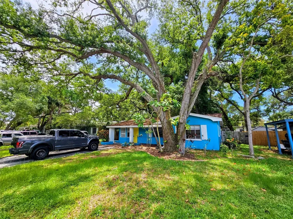 10532 51st Terrace N St Petersburg FL 33708