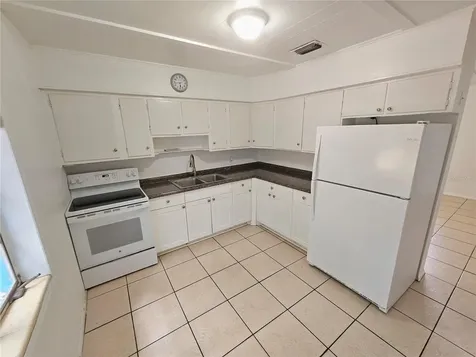10532 51st Terrace N St Petersburg FL 33708