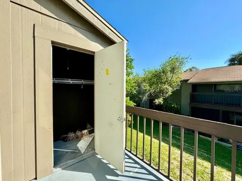6324 Newtown Circle Tampa FL 33615