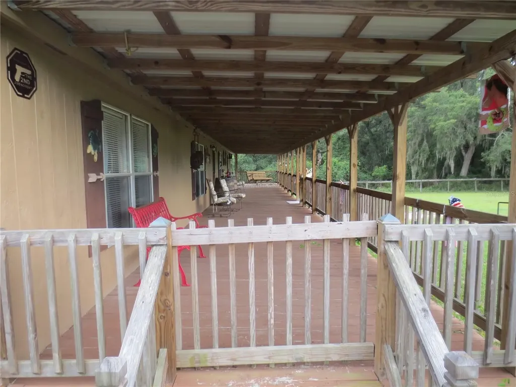 5995 SE 183rd Avenue Road Ocklawaha FL 32179