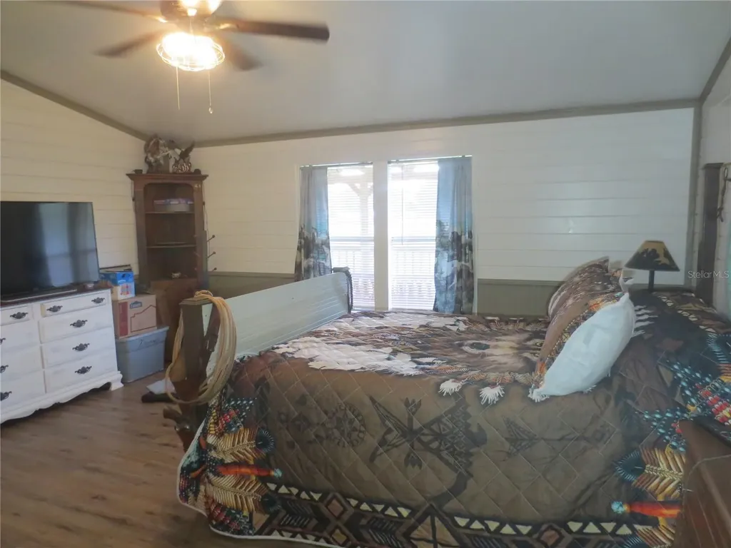 5995 SE 183rd Avenue Road Ocklawaha FL 32179