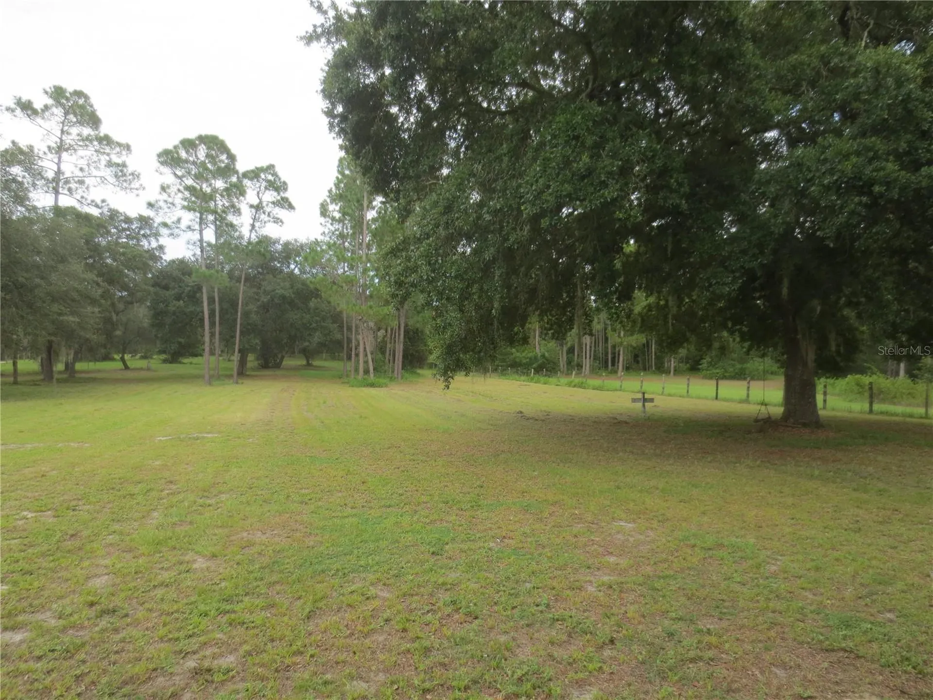 5995 SE 183rd Avenue Road Ocklawaha FL 32179