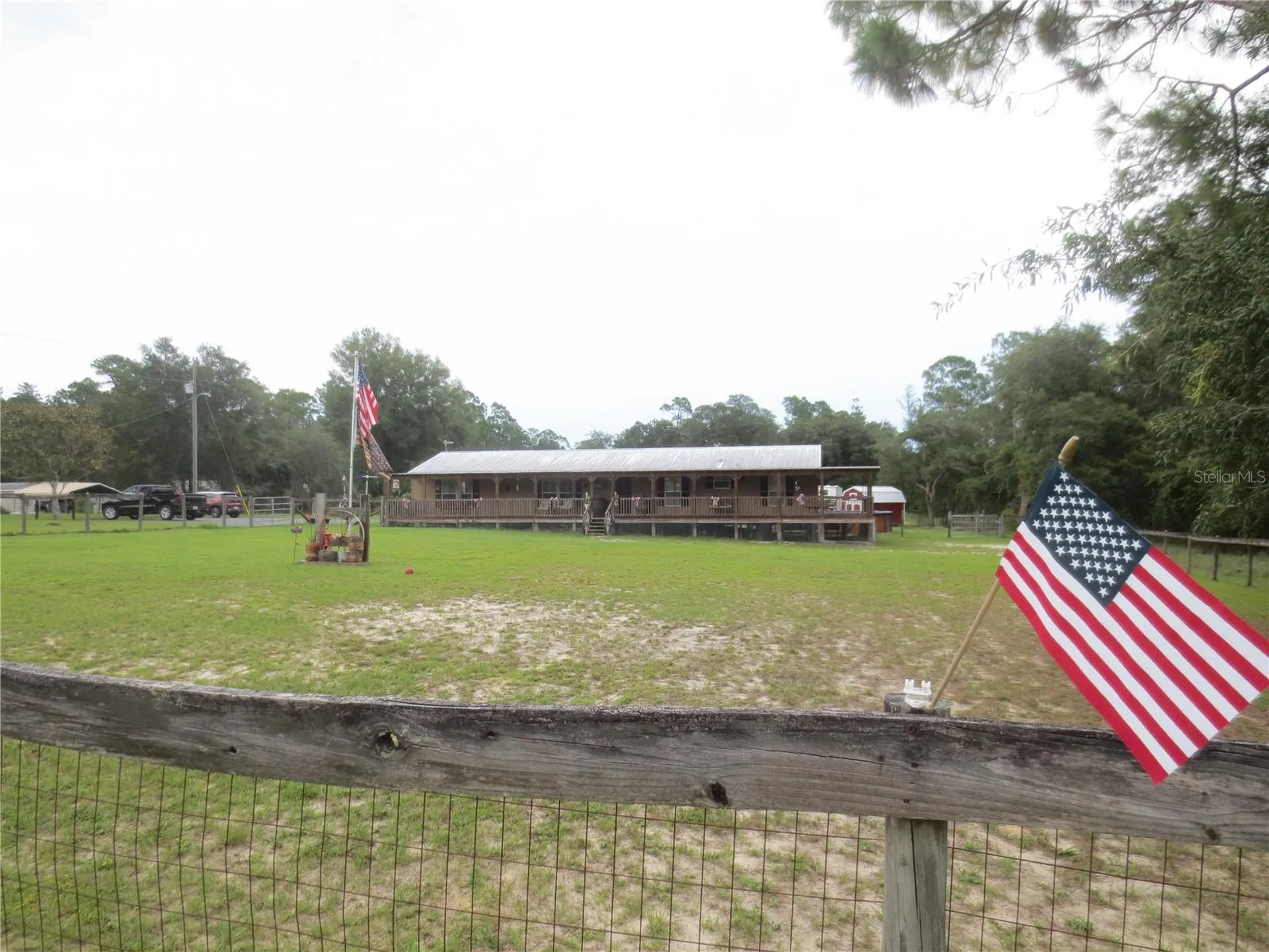 5995 SE 183rd Avenue Road Ocklawaha FL 32179