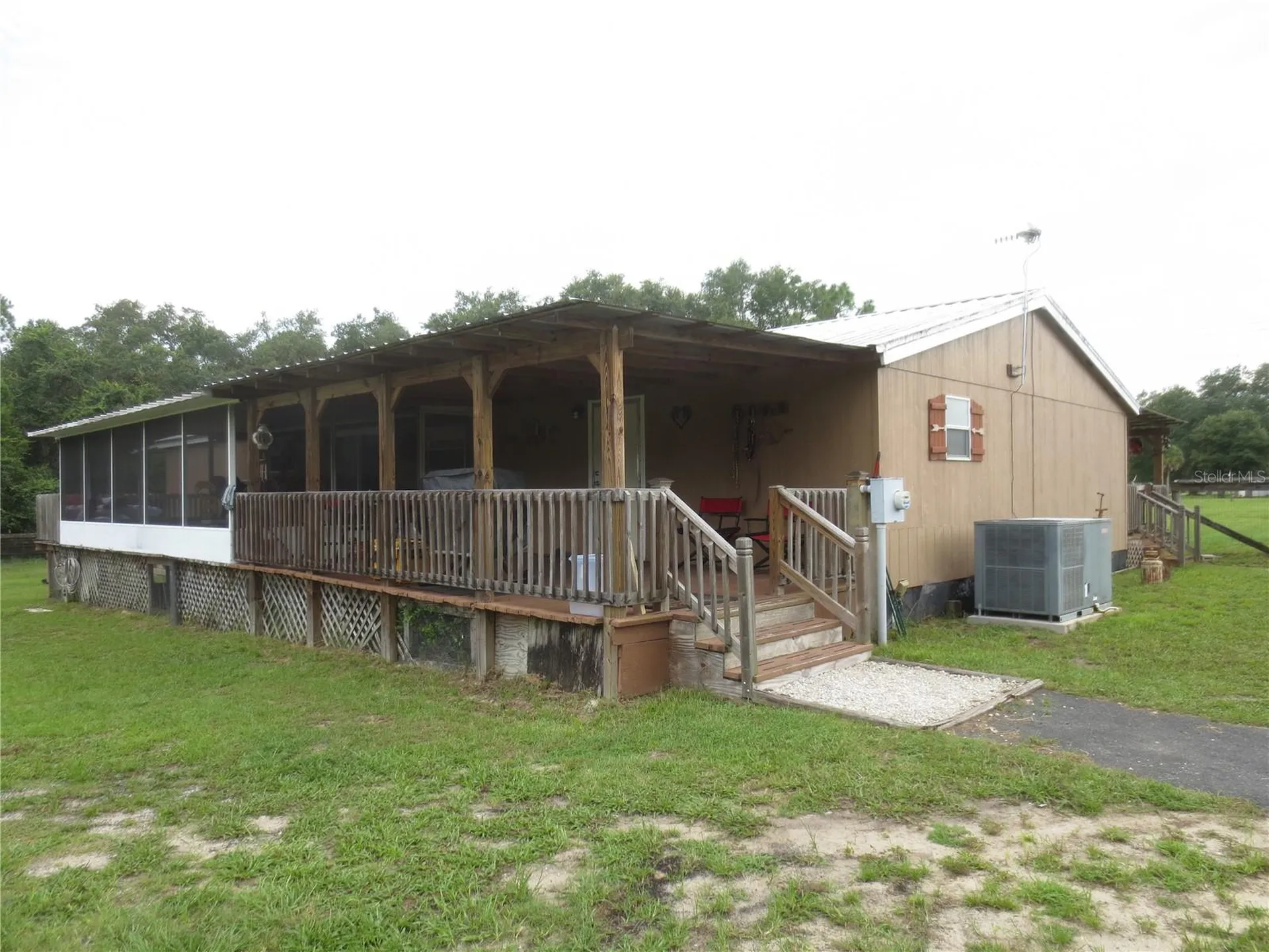 5995 SE 183rd Avenue Road Ocklawaha FL 32179