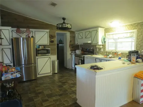 5995 SE 183rd Avenue Road Ocklawaha FL 32179