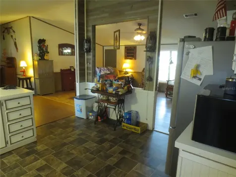 5995 SE 183rd Avenue Road Ocklawaha FL 32179