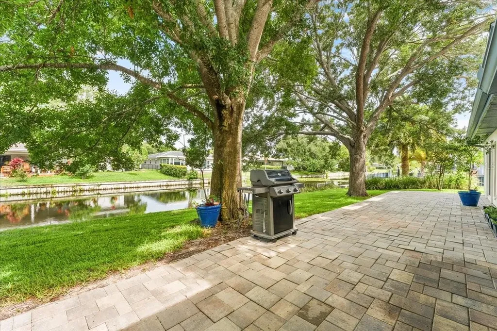 6710 121st Street Seminole FL 33772