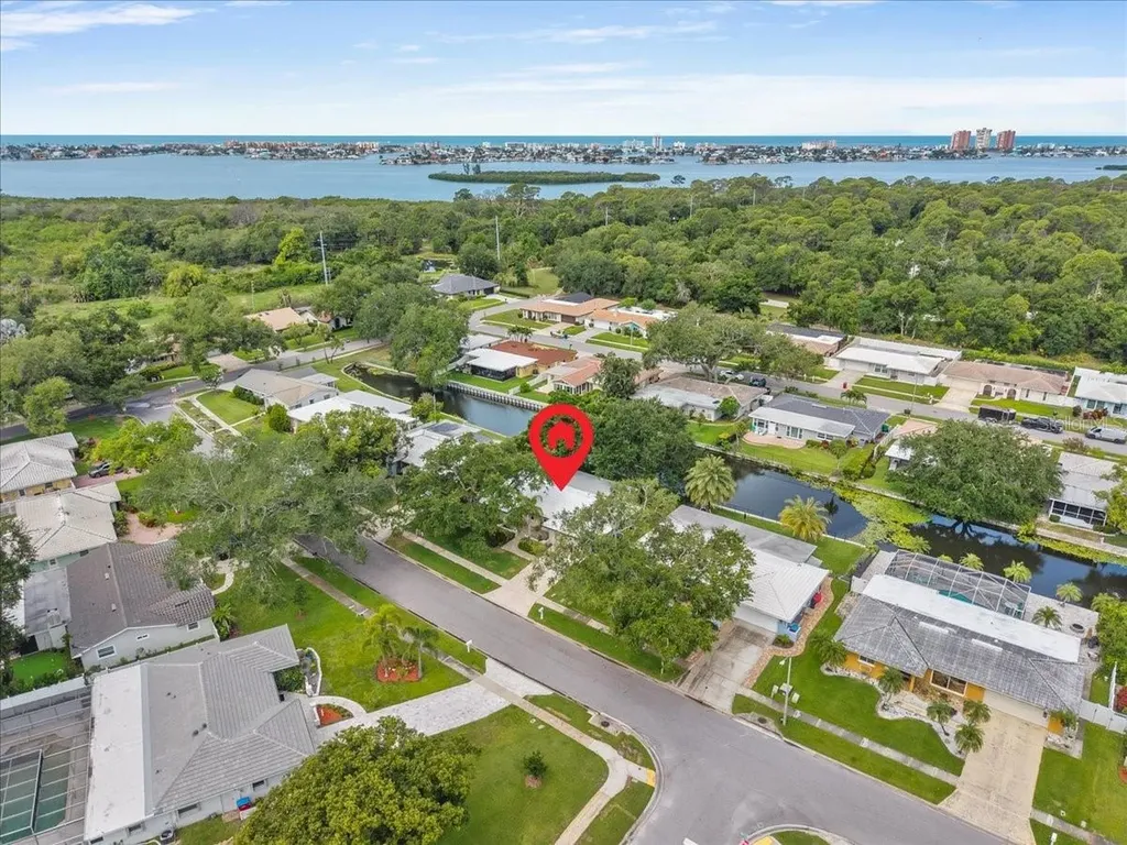 6710 121st Street Seminole FL 33772