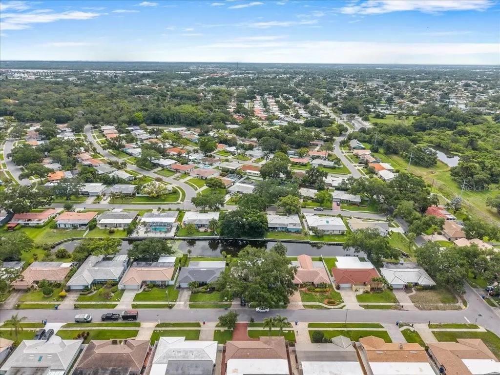 6710 121st Street Seminole FL 33772